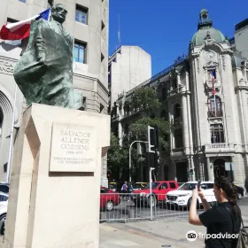 Monumento al Presidente Salvador Allende
