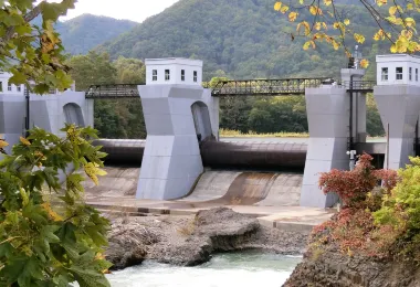 Moiwa Power Plant and Shusuiseki รูปภาพAttractionsยอดนิยม