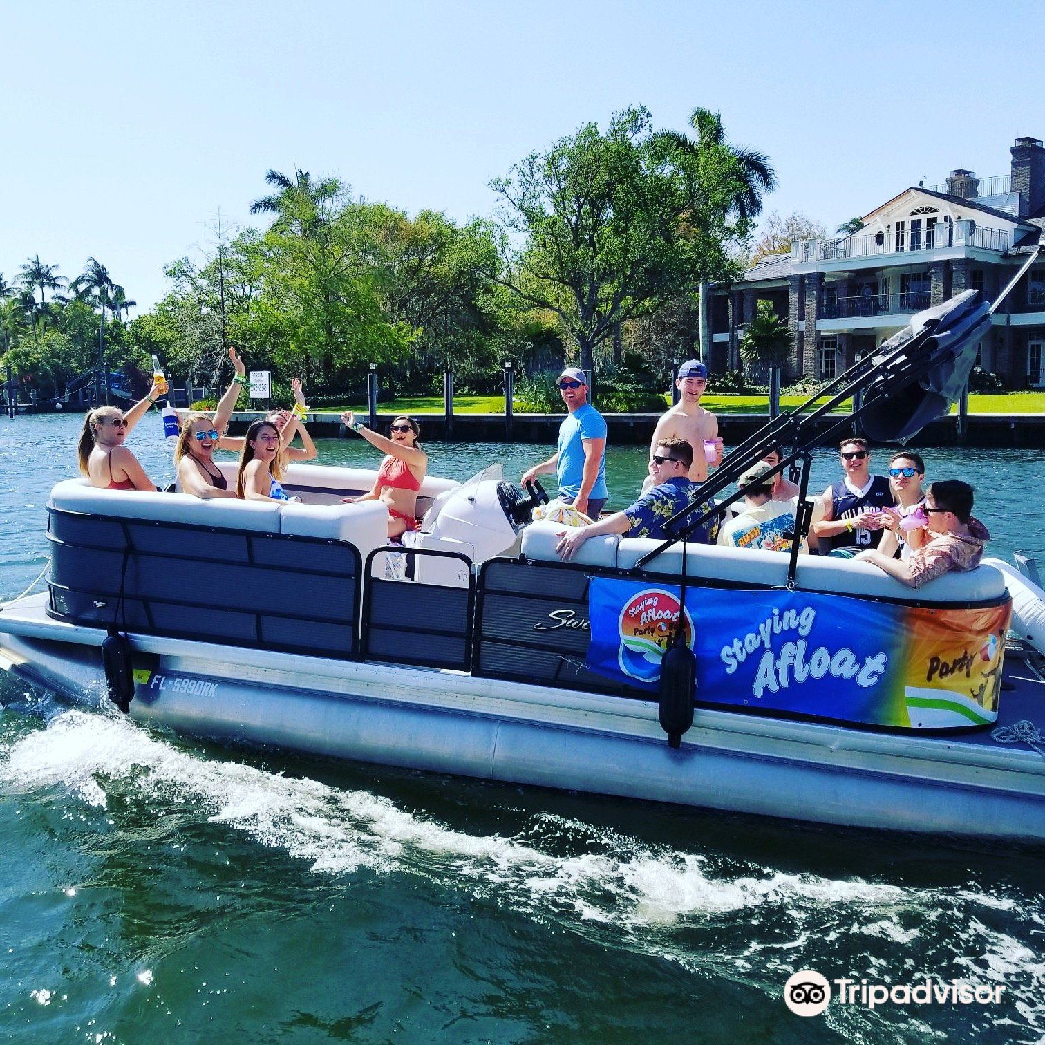 Vintage Pontoon Paddle Boat: Unveiling the Timeless Beauty