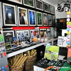 Artful Gallery
