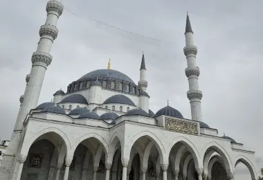 Melike Hatun Camii รูปภาพAttractionsยอดนิยม