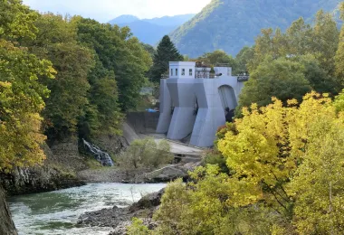 Moiwa Power Plant and Shusuiseki รูปภาพAttractionsยอดนิยม
