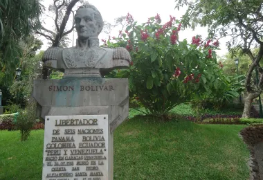 Monumento a Simon Bolivar รูปภาพAttractionsยอดนิยม