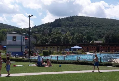 Albgaubad Hallenbad รูปภาพAttractionsยอดนิยม