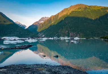 Valdez Glacier Lake 명소 인기 사진