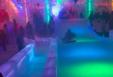 2 Degree Popular Attractions Photos