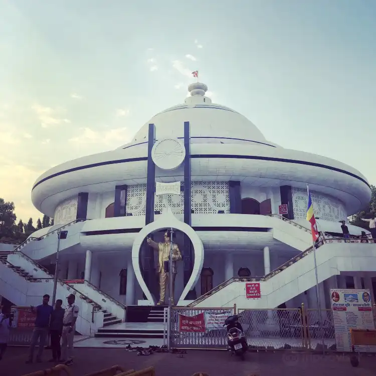Hotels in Basipipri