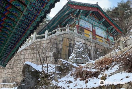 Okcheon Yongamsa Temple