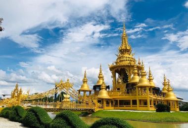 White Temple (What Rong Khun) Popular Attractions Photos