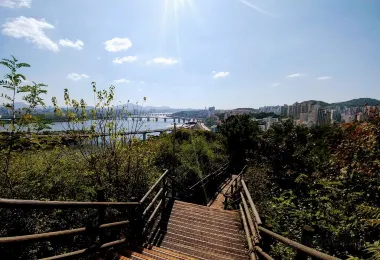 鷹峰山 熱門景點照片