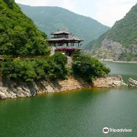 Hanzhong Baoxie Plank Road