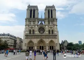 ノートルダム大聖堂