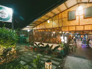 Lolo Nonoy's Food station