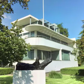 Sonneveld House
