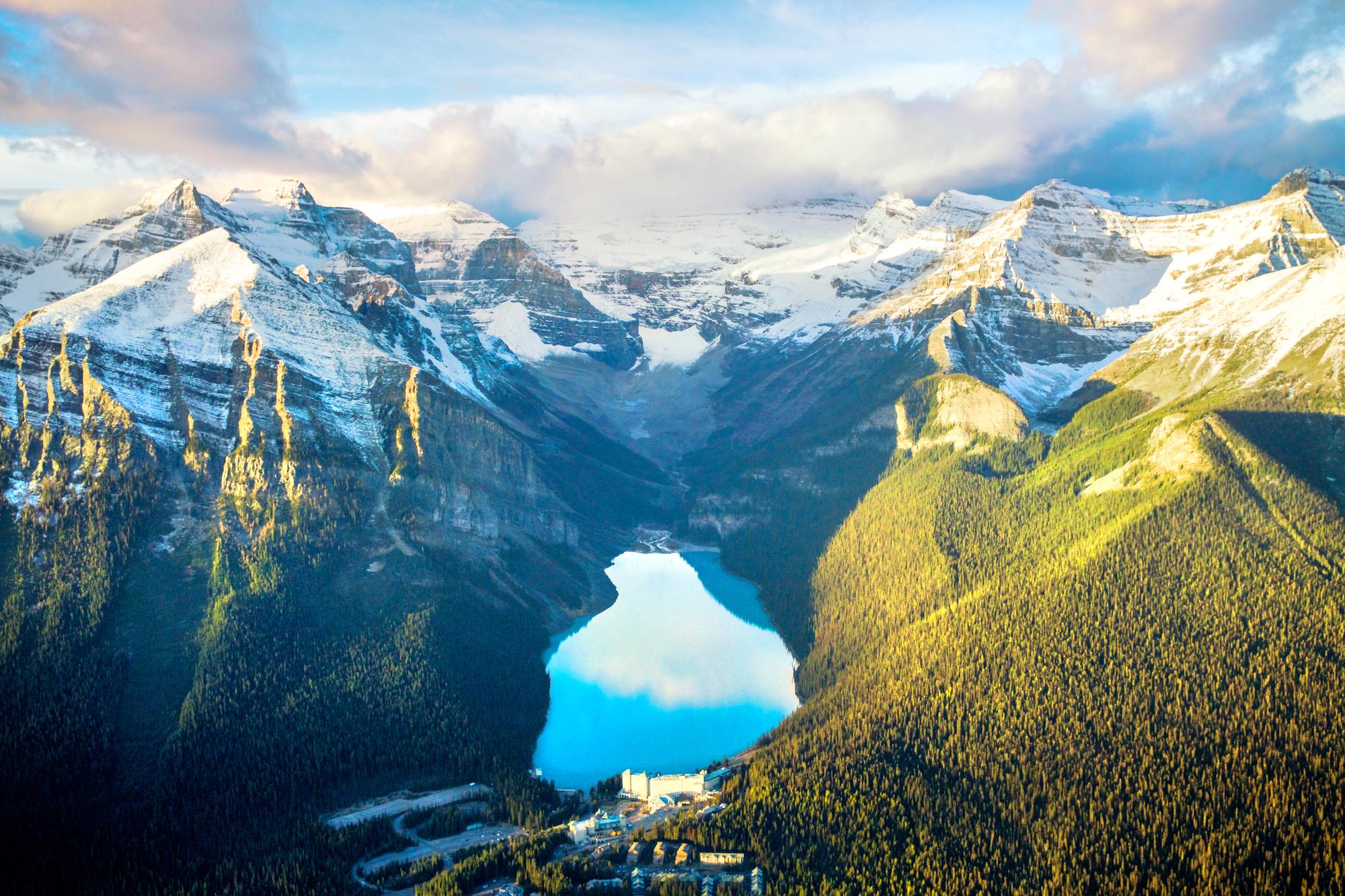 How to See the Best of Lake Louise in One Day - Casual Travelist