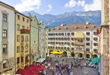 Altstadt von Innsbruck รูปภาพAttractionsยอดนิยม
