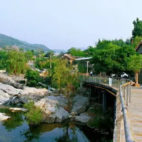멍산런자 관광단지