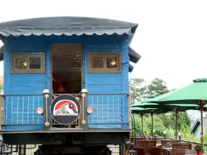 Dalat Train Cafe