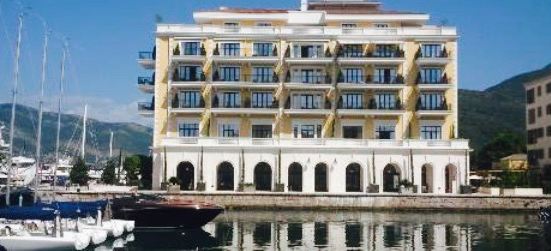 Murano Restaurant Hotel Regent Porto Montenegro