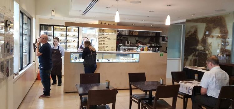 Le Petit Gateau Reviews Food Drinks In Victoria Melbourne Trip Com