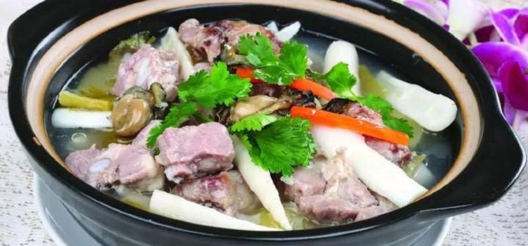 Yaosansuan Soup Duck