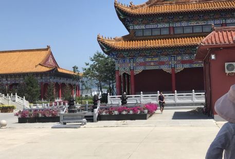 Jinguang Temple