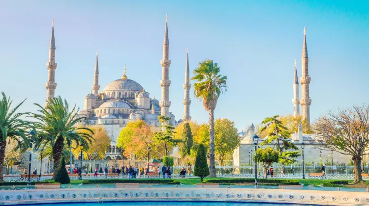 Sultan Ahmed Mosque Travel Guidebook Must Visit Attractions In Istanbul Sultan Ahmed Mosque Nearby Recommendation Trip Com