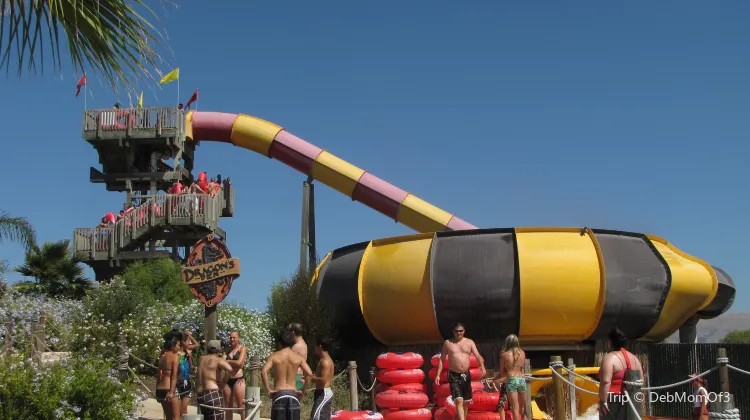 ロサンゼルス レイジングウォーター遊園地 評判 案内 トリップドットコム