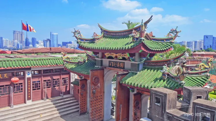 Riguang Mountain Templeのレビュー Riguang Mountain Templeのチケット Riguang Mountain Templeの割引 Riguang Mountain Templeの交通機関 所在地 営業時間 Riguang Mountain Temple周辺の観光スポット ホテル グルメ Trip Com