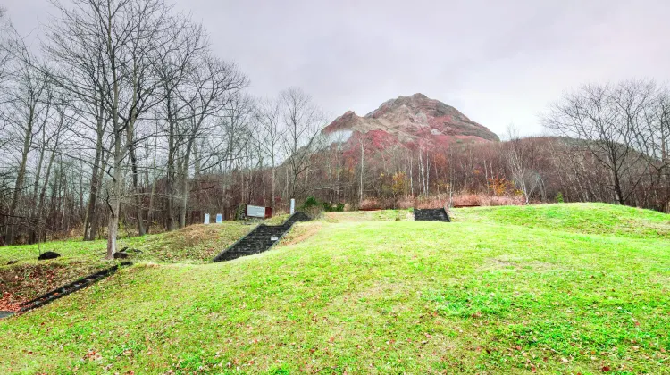 有珠山噴火紀念公園旅遊攻略指南 有珠山噴火紀念公園評價 有珠山噴火紀念公園附近推薦 Trip Com