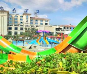 Hai World Hot Spring Water Amusement Park