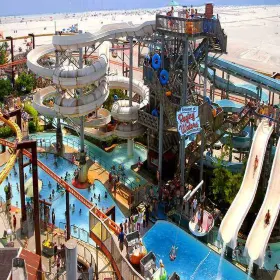Huanlehaiyang Water Amusement Park