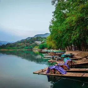 Nanxijiang Bamboo Raft Drifting