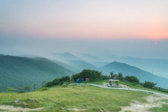 Tai Mo Shan