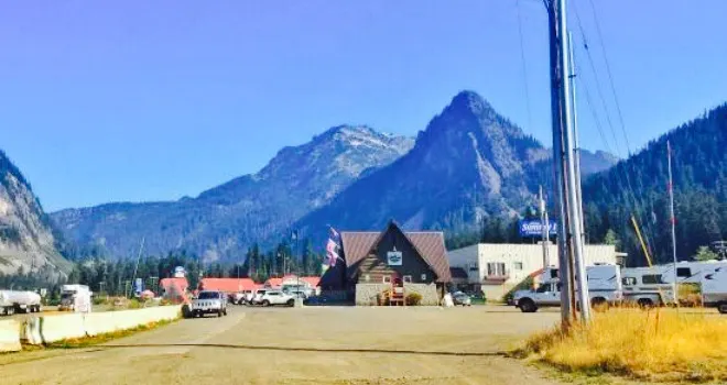 Red Mountain Coffee restaurants, addresses, phone numbers, photos, real user State Route 906, Snoqualmie WA 98068, Snoqualmie Pass restaurant recommendations -