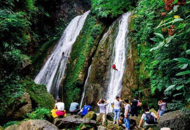 Jiufeng valley of Three Gorges Popular Attractions Photos