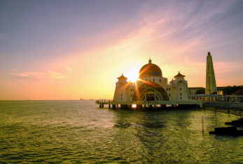 Malacca Straits Mosque Popular Attractions Photos