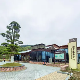 Nanyuan Flower Expo Park, Dongqian Lake