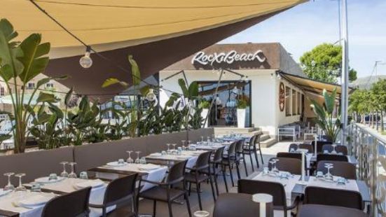Rocxi Beach Restaurant & Tapas