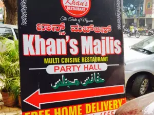 Khan's Restaurant