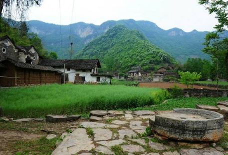 Manyun Village