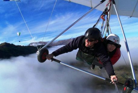 Coronet Tandem Paragliding