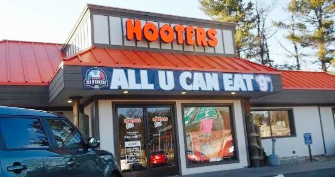 Hooters restaurants, addresses, phone numbers, photos, real user ...