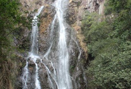 Qingyun Mountain Waterfall