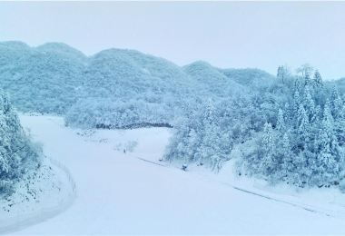東山峰滑雪場 熱門景點照片