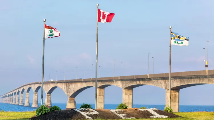 プリンスエドワード島 Confederation Bridge 評判 案内 トリップドットコム