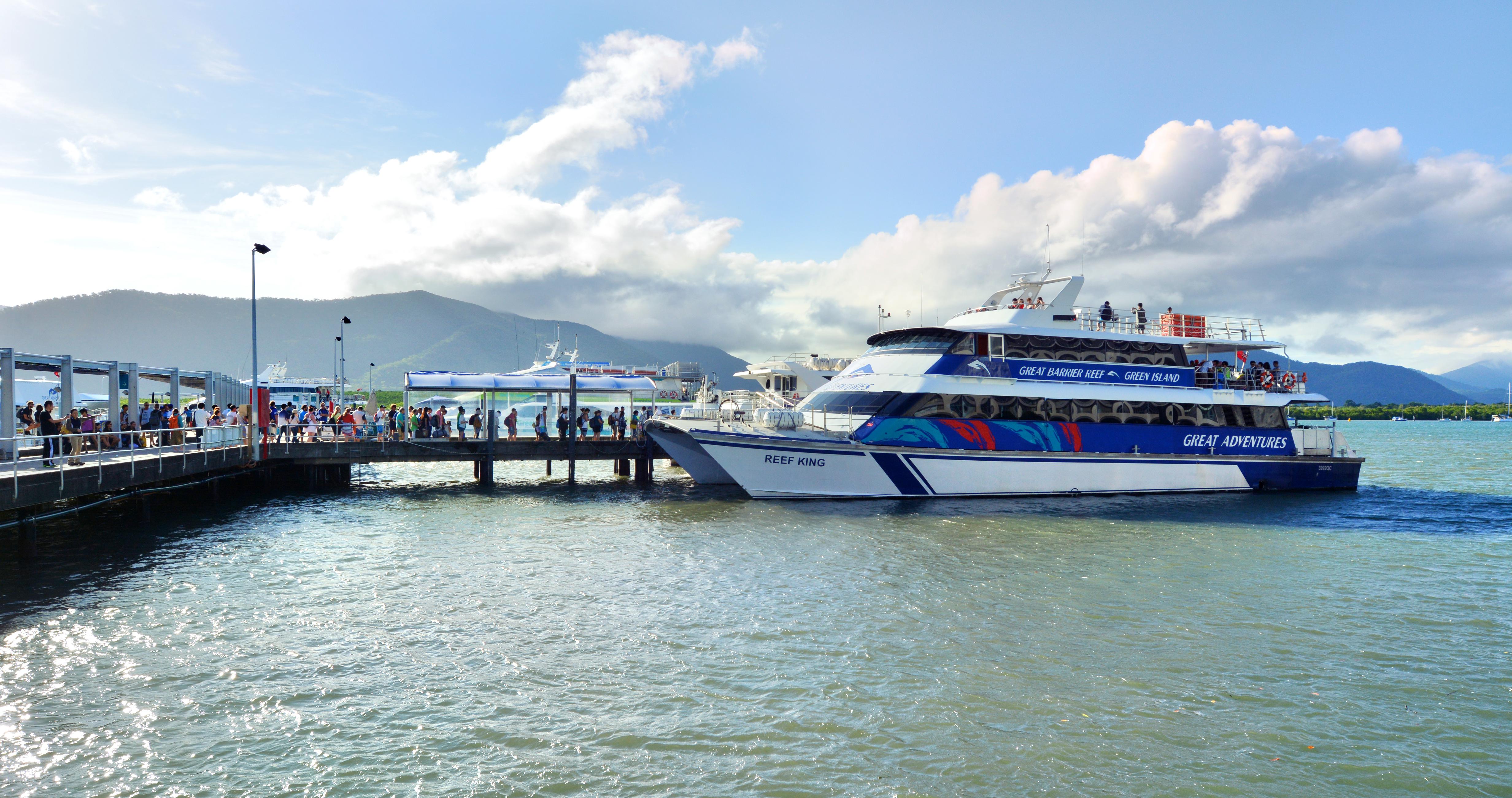 Sunlover Reef Cruises Travel Guidebook Must Visit Attractions In Cairns Sunlover Reef Cruises Nearby Recommendation Trip Com