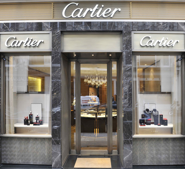 Shopping itineraries in Cartier(UK Old bond street) in September