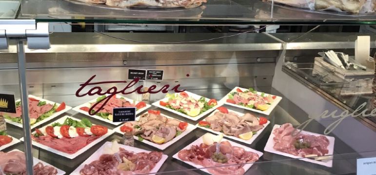 La Divina Pizza Reviews Food Drinks In Tuscany Florence Trip Com