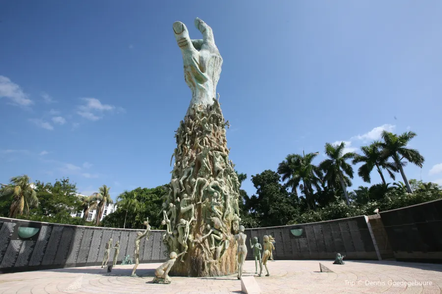 Holocaust Memorial Miami Beach3